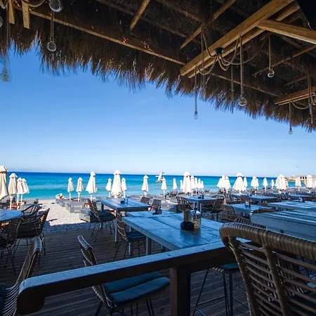 Готель Island Boutique (adults Only)
